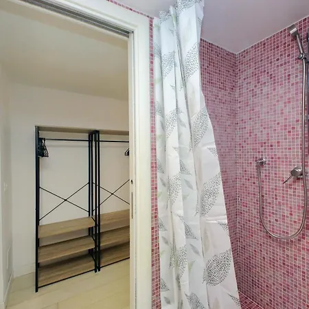 Flatinrome Trastevere 2 - Jacuzzi In Trastevere Exterior photo