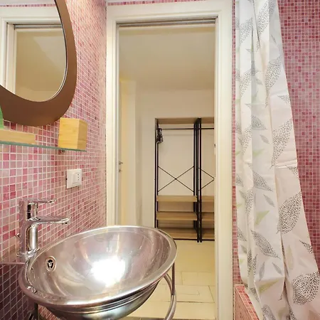 Flatinrome Trastevere 2 - Jacuzzi In Trastevere Exterior photo